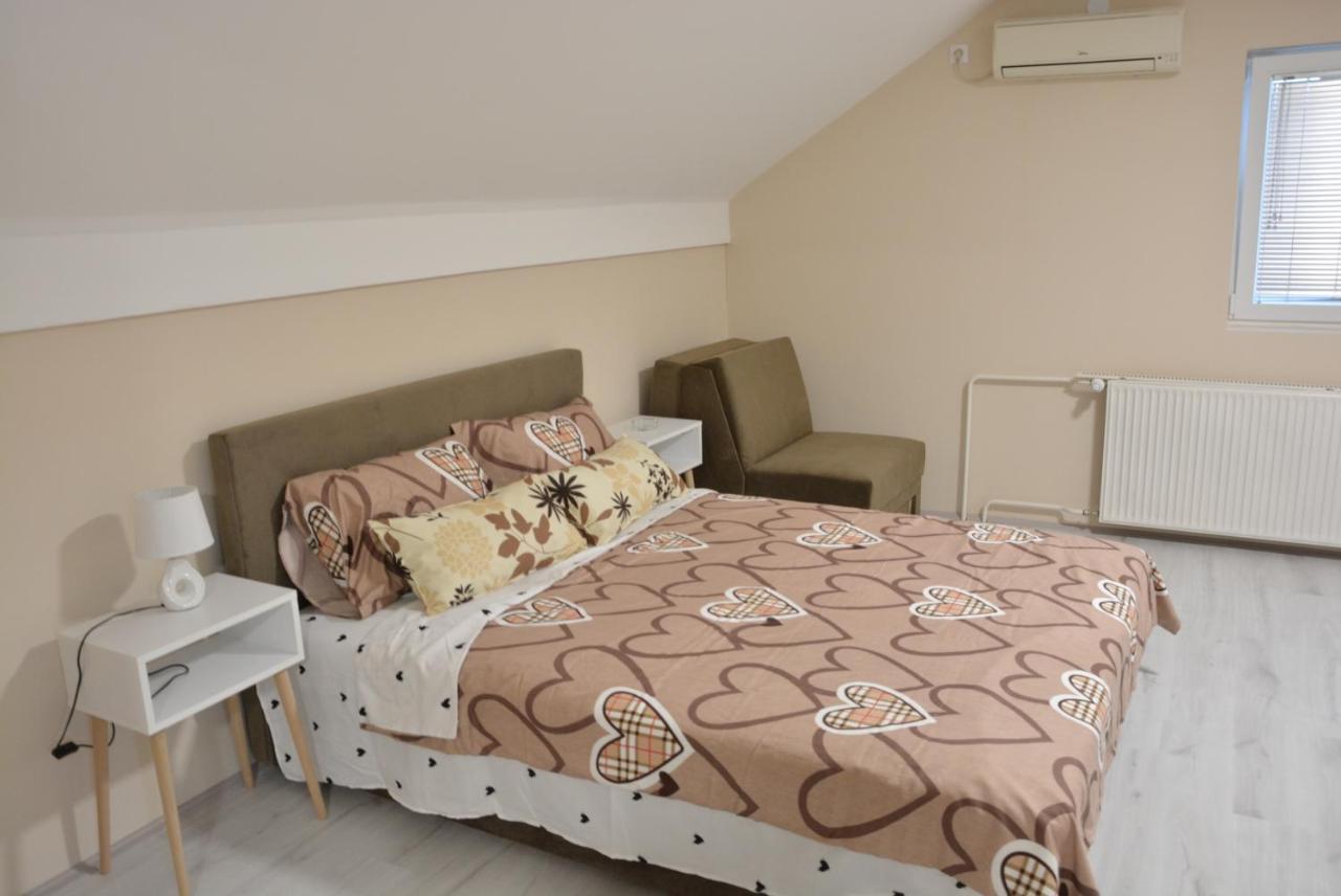 Garden Apartmani Jagodina Exterior photo